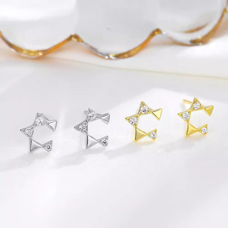 Beautiful Gold Earring with Unique Style