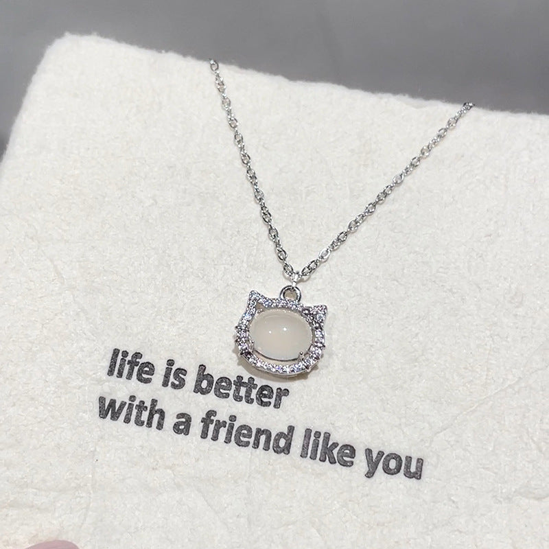 Charming Piece for Any Occasion