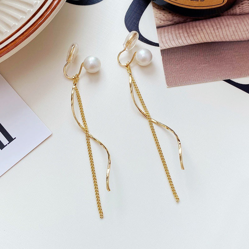 Stunning Pearl Earring for Daily Wear