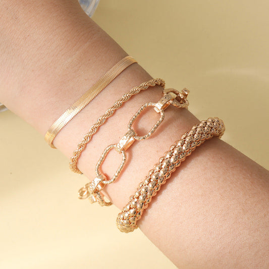 Romantic Gold Set for Special Moments