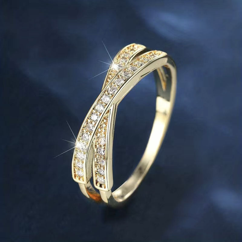 Classic Silver Ring with Timeless Appeal