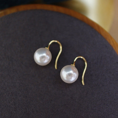 Romantic Pearl Earring for Special Moments