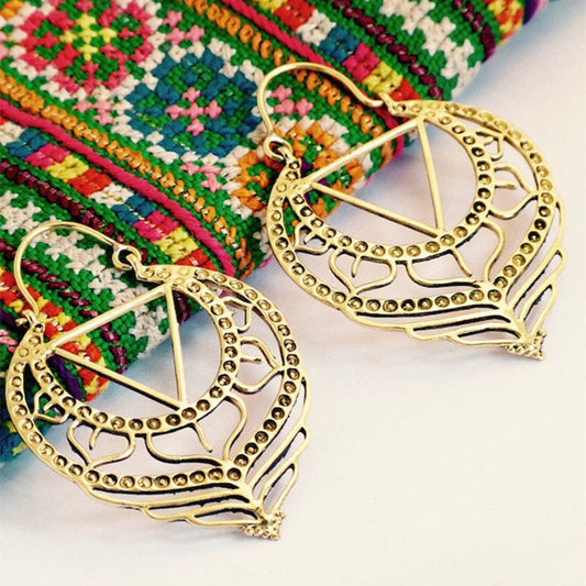 Charming Earring for Any Occasion