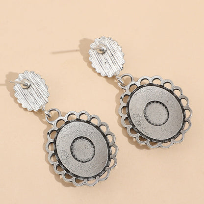 Classic Earring with Timeless Appeal