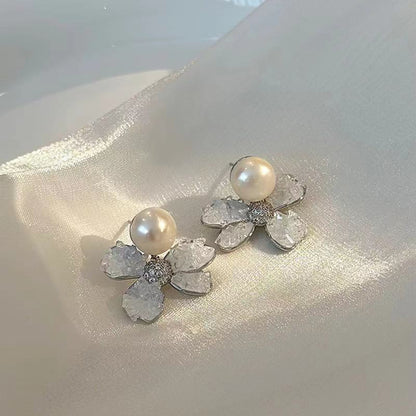 Vintage Handmade Pearl Earring