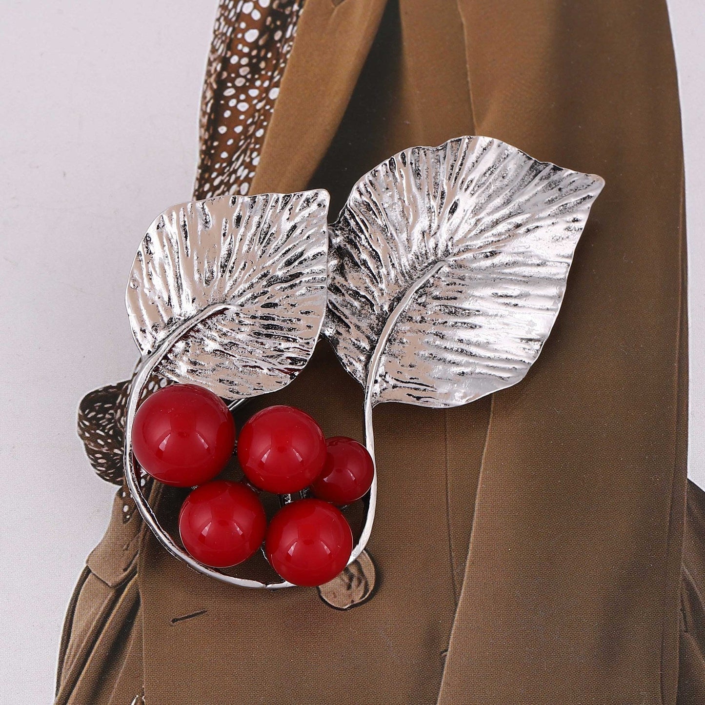 Stunning Pearl Piece for Daily Wear