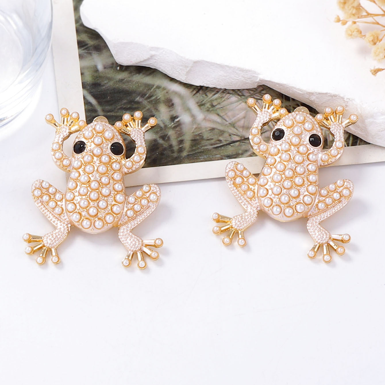 Romantic Pearl Earring for Special Moments