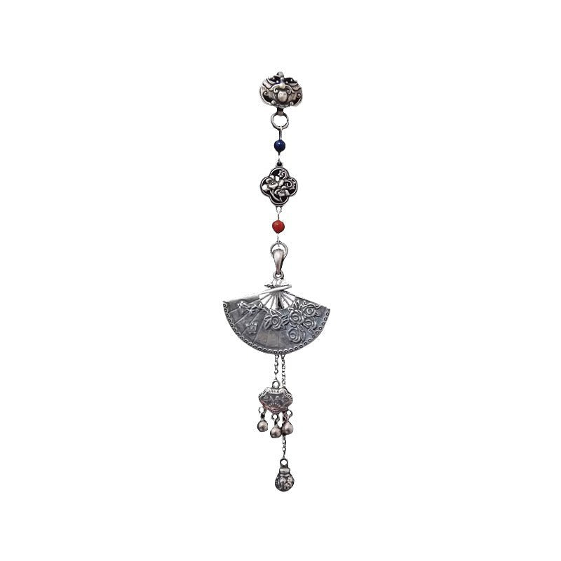 Charming Silver Pendant for Any Occasion