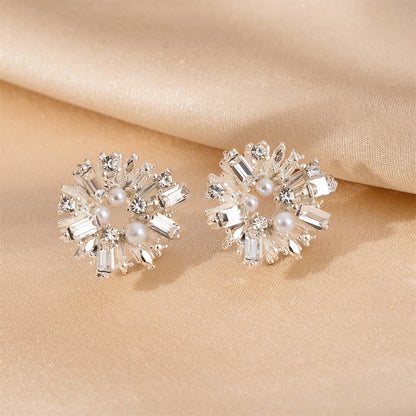 Charming Pearl Earring for Any Occasion