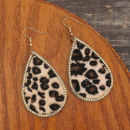 Charming Earring for Any Occasion