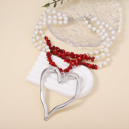 Beautiful Pearl Necklace with Unique Style