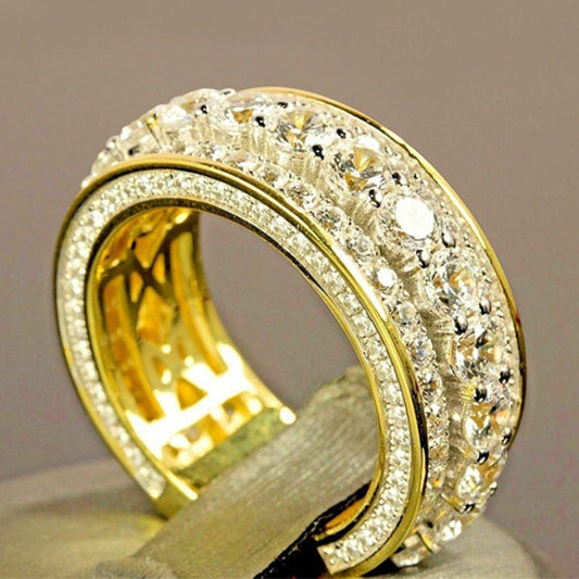 Romantic Gold Ring for Special Moments