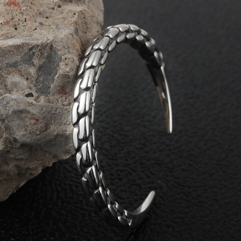 Stunning Bracelet for Daily Wear