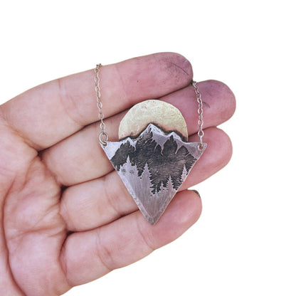 Beautiful Necklace with Unique Style
