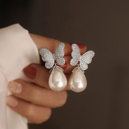 Charming Pearl Earring for Any Occasion