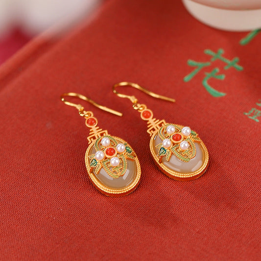 Elegant Silver Earring for Every Occasion