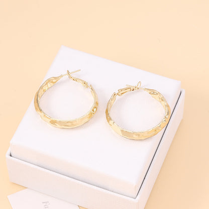 Charming Piece for Any Occasion