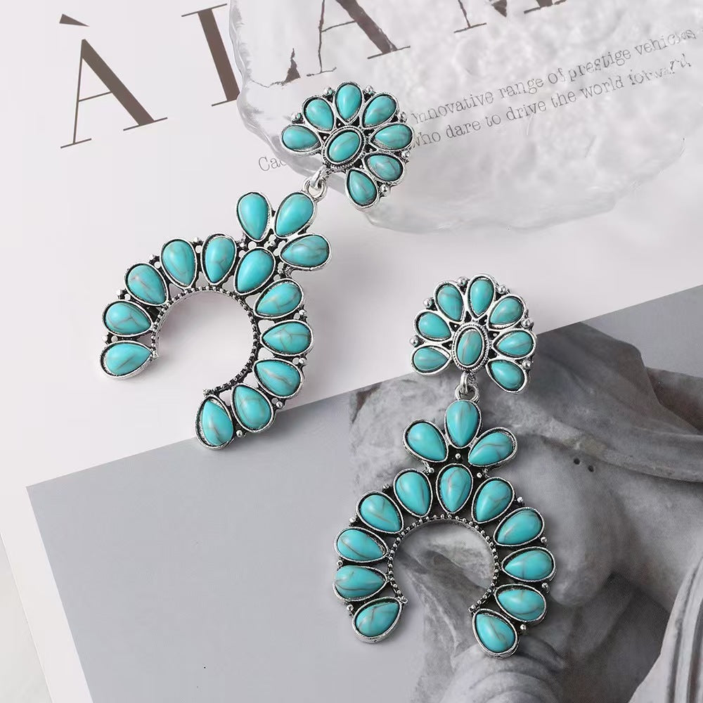 Romantic Earring for Special Moments
