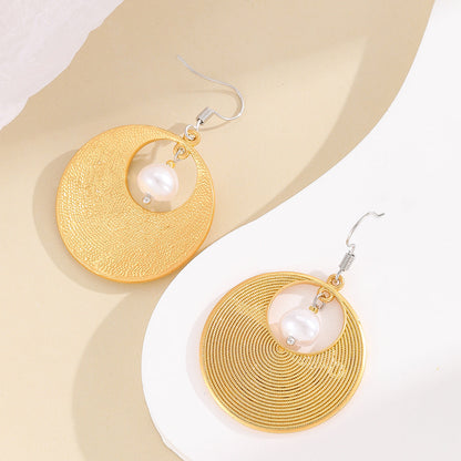 Stunning Pearl Earring for Daily Wear