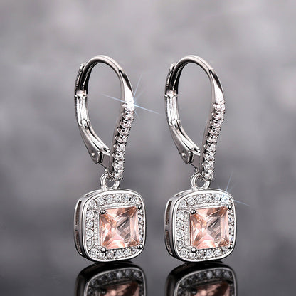 Charming Piece for Any Occasion