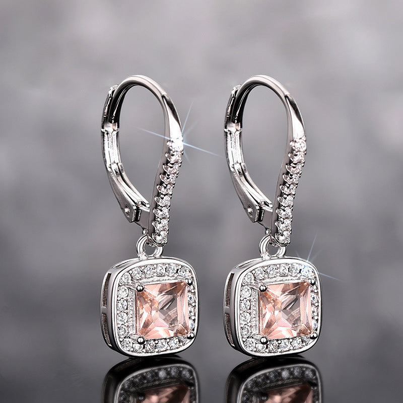 Charming Piece for Any Occasion
