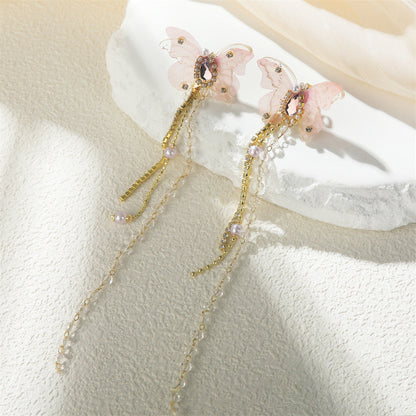 Classic Pearl Earring with Timeless Appeal