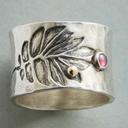 Romantic Silver Ring for Special Moments