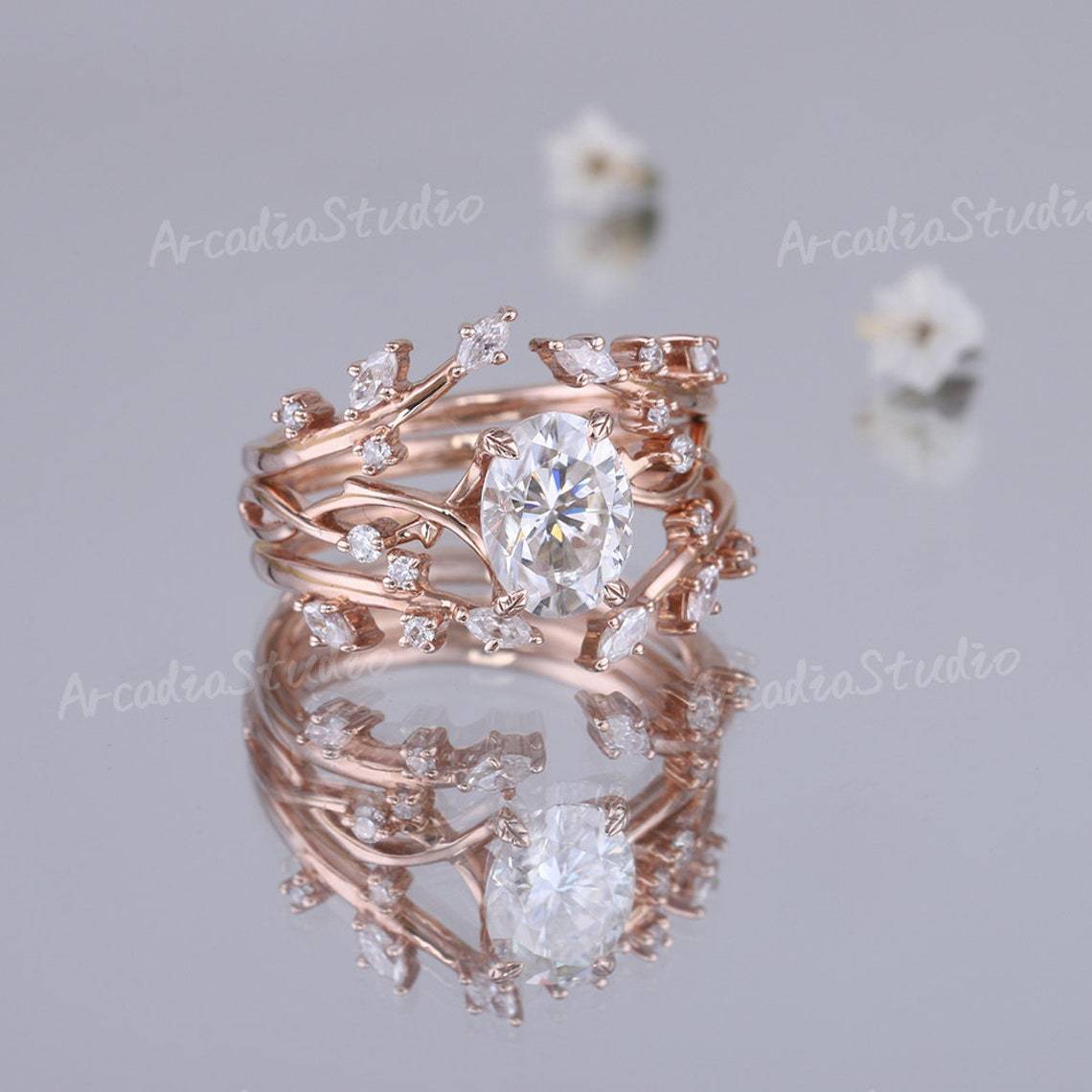 Beautiful Gold Ring with Unique Style