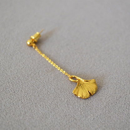 Romantic Gold Earring for Special Moments