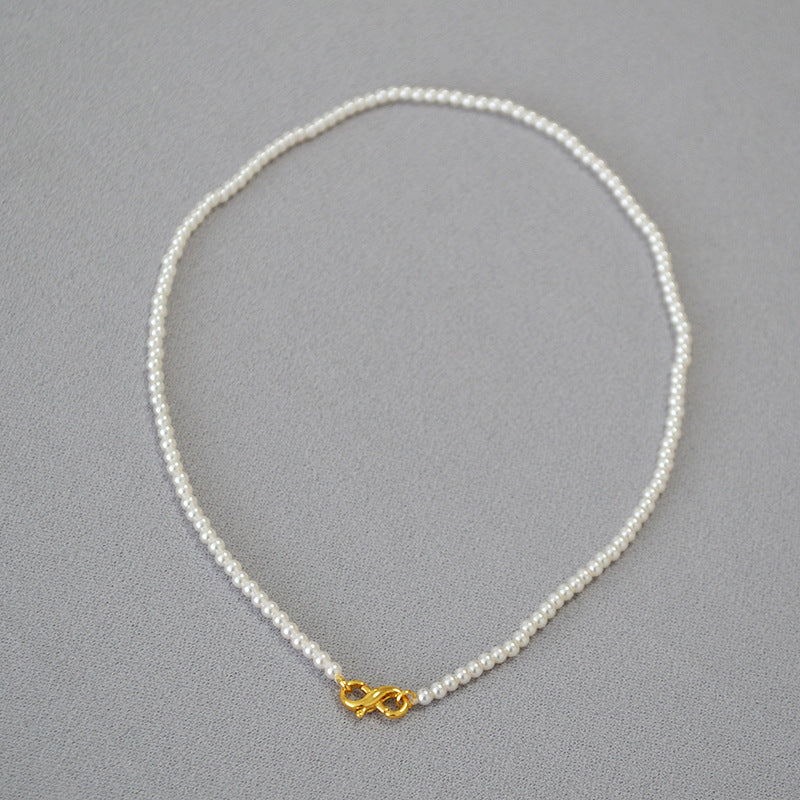 Classic Pearl Necklace with Timeless Appeal