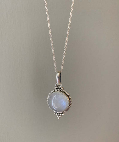 Romantic Necklace for Special Moments