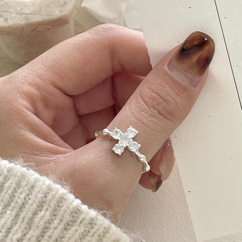 Beautiful Ring with Unique Style