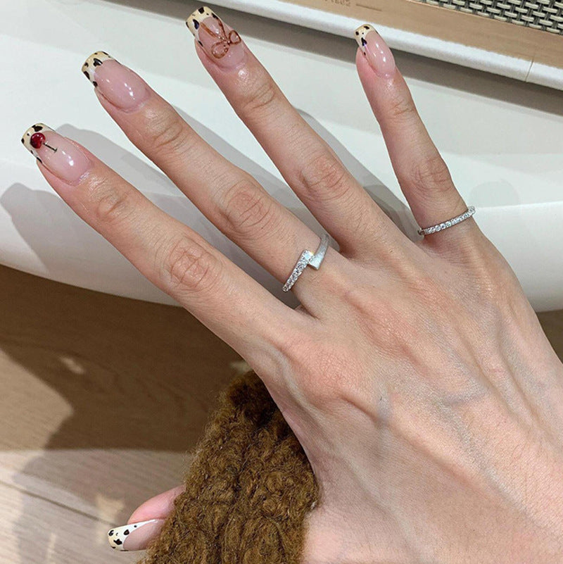 Beautiful Ring with Unique Style