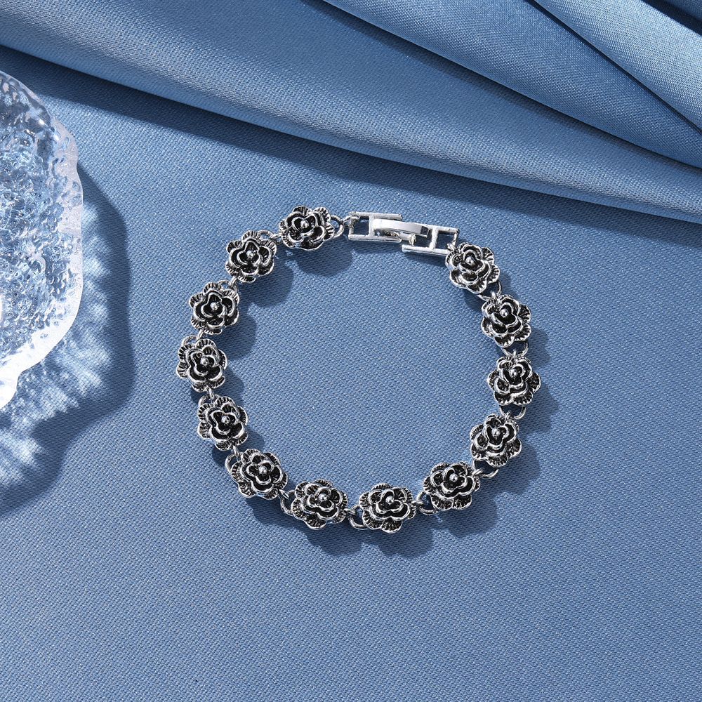 Classic Bracelet with Timeless Appeal
