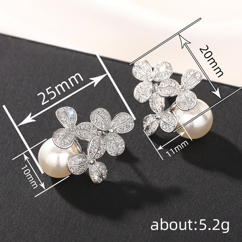 Charming Pearl Earring for Any Occasion