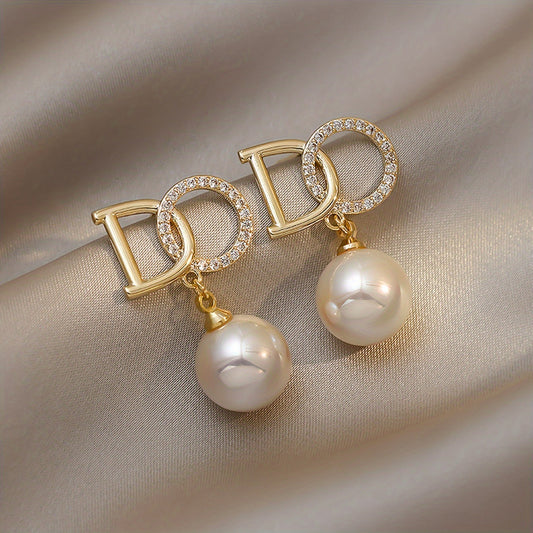 Beautiful Pearl Earring with Unique Style