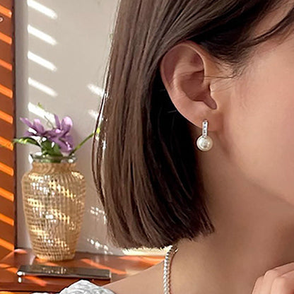 Stunning Pearl Earring for Daily Wear