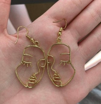 Romantic Earring for Special Moments