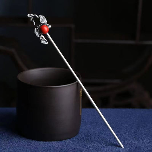 Classic Silver Piece with Timeless Appeal
