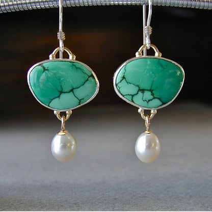 Romantic Pearl Earring for Special Moments