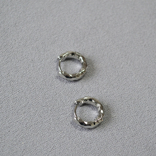 Beautiful Gold Earring with Unique Style
