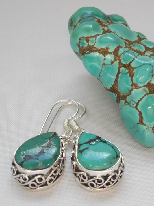Classic Earring with Timeless Appeal