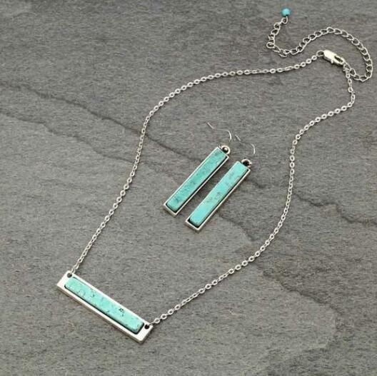 Stunning Necklace for Daily Wear