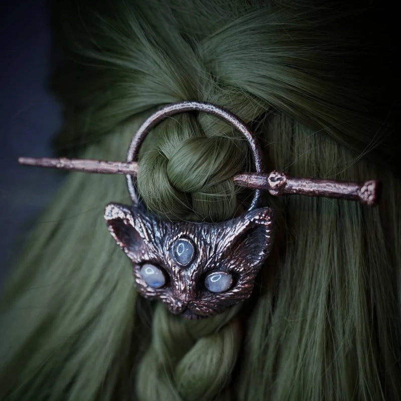 Charming Piece for Any Occasion