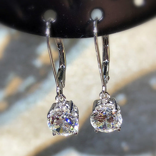 Romantic Gold Earring for Special Moments