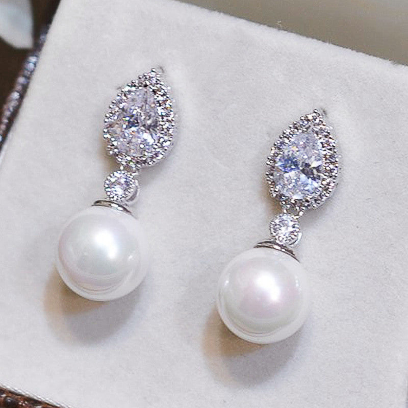 Delicate Artisan Pearl Earring