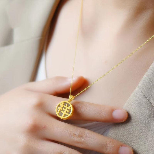 Romantic Gold Pendant for Special Moments