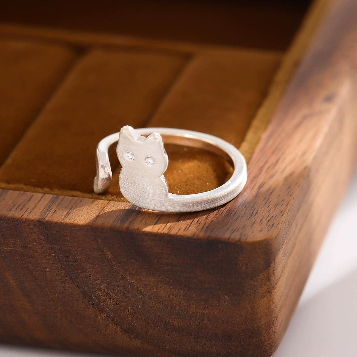 Stunning Ring for Daily Wear