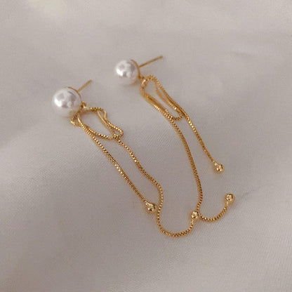 Romantic Pearl Earring for Special Moments