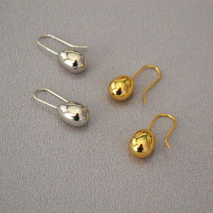 Beautiful Gold Earring with Unique Style